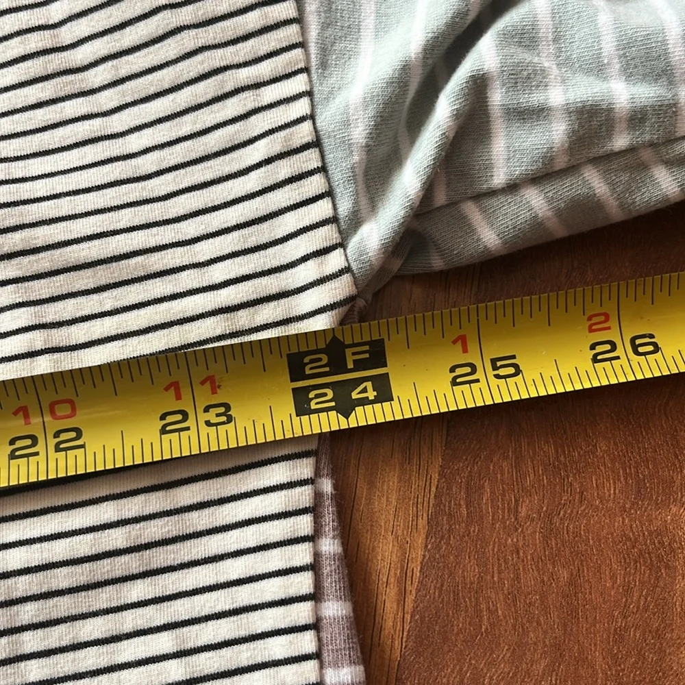 Like new White Birch oversized top - Picture 9 of 13